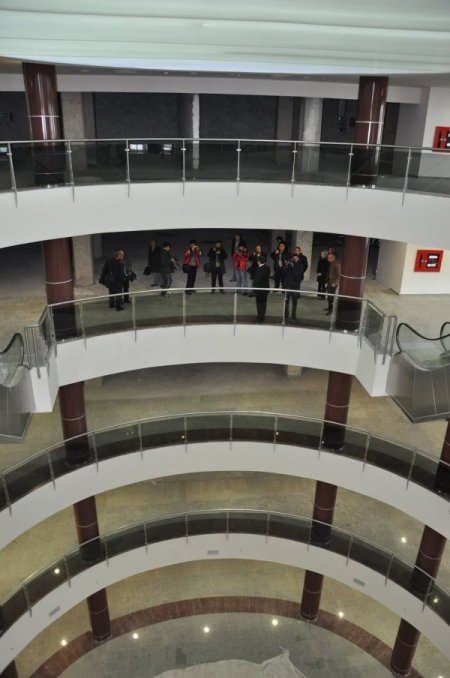 Vakıflar Bölge Müdürlüğü, 20 milyon liraya Erzurum'a AVM inşa etti