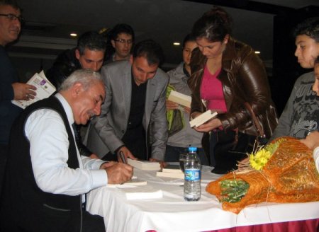 Vakkasoğlu: Çocuklarınızı sevmediği kişiyle evlenmeye zorlamayın