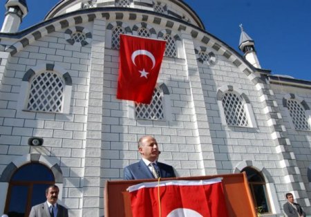 Vali, iş adamlarını bölgeye yatırım yapmaya davet etti