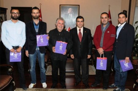 Vali, Twitter'da yarışma düzenledi