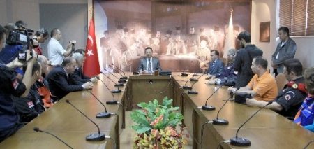 Vali Aksoy: Afet öncesinde uluslararası işbirliği önemli