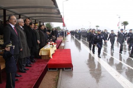 Vali Aksoy: Demokrasinin Yaşaması Huzur Ve Güvenliğin Sağlanmasıyla Mümkün