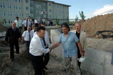 Vali Aksoy: İşadamlarının Sorunlarını En Kısa Zamanda Çözeceğiz