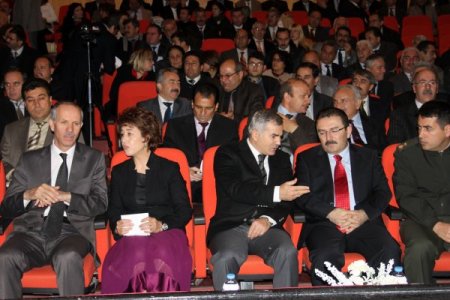 Vali Altınok: Eğitimde gelinen noktayı yeterli görmüyoruz