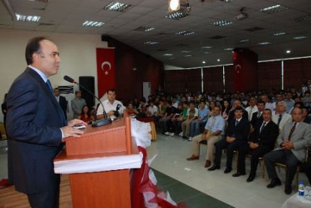 Vali Altıparmak: 12 Eylül Gençlerimizi Heba Etti, Lider Bulamıyoruz