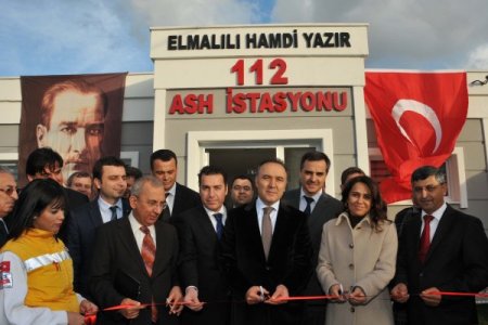 Vali Altıparmak: Antalya, hayırseverlik adına Türkiye'de ilk sırada