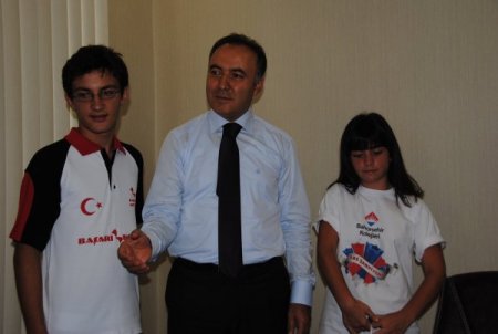 Vali Altıparmak: 'Hes'e Yüzde 100 Karşıyım' Düşüncesine Karşıyım