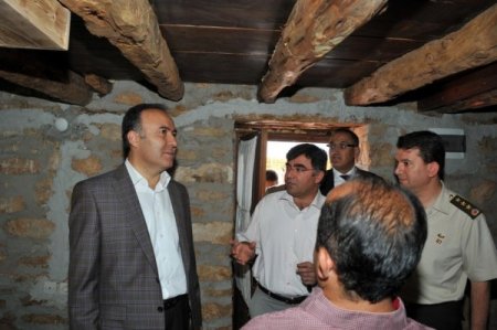 Vali Altıparmak Korkuteli’ni gezdi