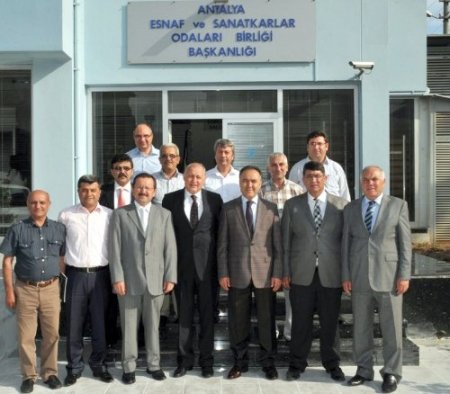 Vali Altıparmak veda ziyaretlerine başladı