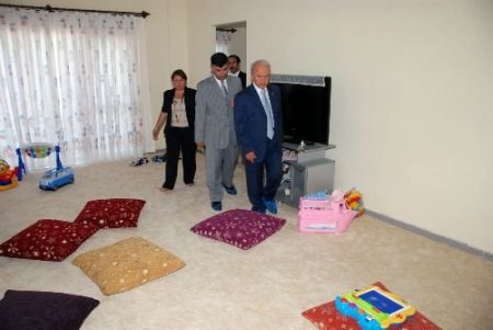 Vali Atış: Kimsesiz Çocuklar 'sevgi Evleri'yle Sorumluluk Sahibi Olacak