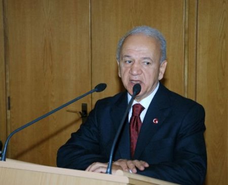 Vali Atış: Memurlar Kasıtlı Yanlış Yapmaz