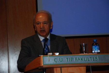 Vali Atış'tan Doktorlara: Benden 3 Bin 500 Lira Fazla Maaş Alıyorsunuz, Ağlamayın