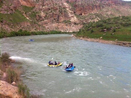 Vali Aydın: Huzur ve barış olduğunda bölgede çok daha güzel cennetler var