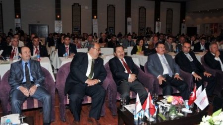 Vali Balkanlıoğlu: Üretici birlikleri güçlenirse Afyon ette bir numara olur