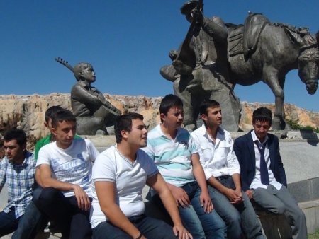 Vali Çakacak: Ertaş, Kırşehir'de Bağbaşı Mezarlığı'nda defnedilecek