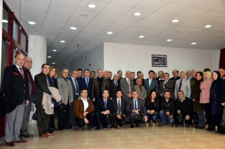 Vali Cengiz: Gazeteciler, idare ile halk arasında etkileşim görevi yapıyor