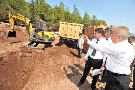 Vali Cerrah, Kadın Konukevi inşaatını inceledi