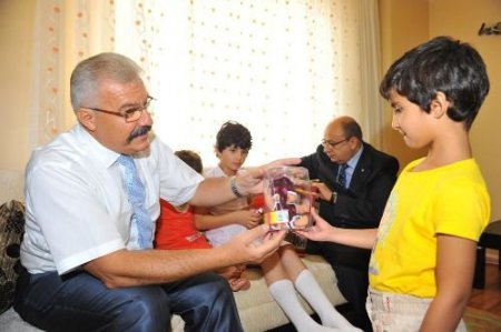 Vali Cerrah, Kardelen Çocukevi'nde İncelemelerde Bulundu