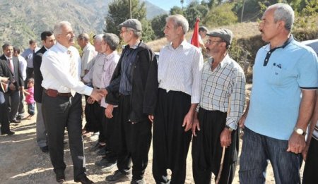 Vali Cerrah: Köylerde önceliğimiz yol ve içme suyu