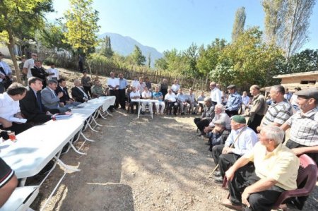 Vali Cerrah: Köylerde önceliğimiz yol ve içme suyu