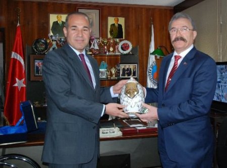 Vali Cerrah: Osmaniye'nin Kalkınmasında Ceyhan'ın Etkisi Olacak