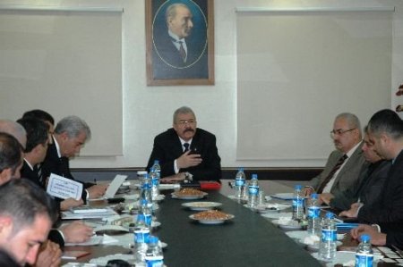Vali Cerrah: Yerfıstığı Sanayi Ürünü Haline Getirilmeli
