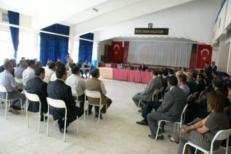 Vali Çiçek: Sorunların Çözümü İçin Herkes Elini Taşın Altına Koymalı