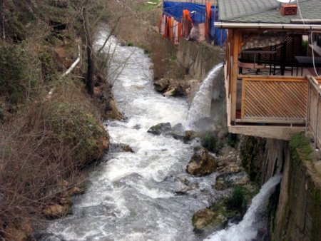 Vali Çiftçi, Kaplıcalarda İncelemelerde Bulundu