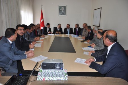 Vali Çınar, 2012 yılı yatırım programını anlattı