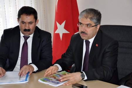 Vali Çınar: Az personelle en çok hizmet üreten özel idareyiz