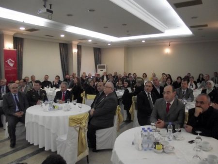 Vali Civelek’ten koruyucu aile çağrısı