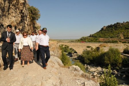 Vali Coş, Kapıkaya kanyonunu gezdi