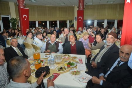 Vali Coş: Büyükleri kandıramayan terör örgütü çocuklara yöneldi