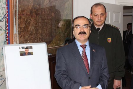 Vali Coş: Cezaevi'nden çıkan mahkumlar acil ihtiyaçları için bize başvursun