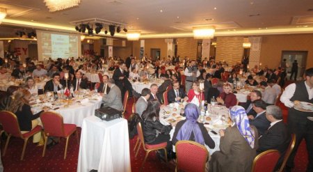 Vali Coş: Hekimlerimizin insanlığa hizmeti SAMEDER ile ülke sınırlarını aştı