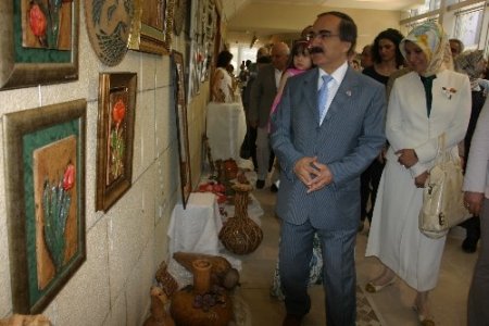 Vali Coş: SEYMER'de profesyonellere taş çıkartacak eserler üretiliyor
