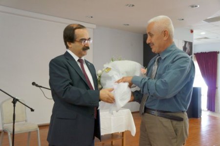 Vali Coş: Vatan sevgisi, sosyal medyaya mesajlar yazarak olmaz