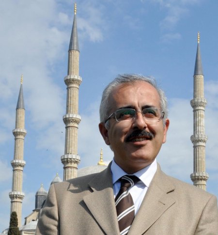 Vali Duruer: Selimiye’nin görüntüsünü bozan lüzumsuz şeyleri kaldırıyoruz