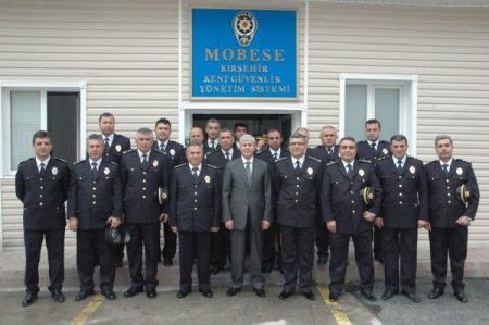Vali Erden: İnsan Odaklı Çalışan Bir Polisimiz Var