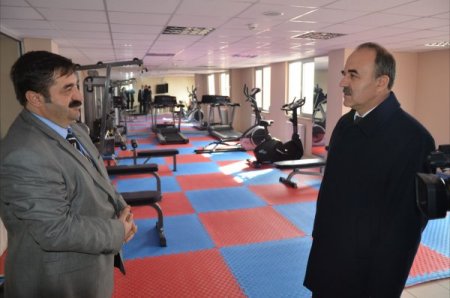 Vali Erol, İl Özel İdarespor ekibini ziyaret etti