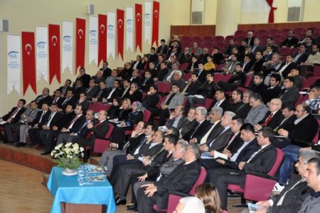 Vali Güvenç: Başımıza ne geliyorsa kayıtsızlıktan geliyor