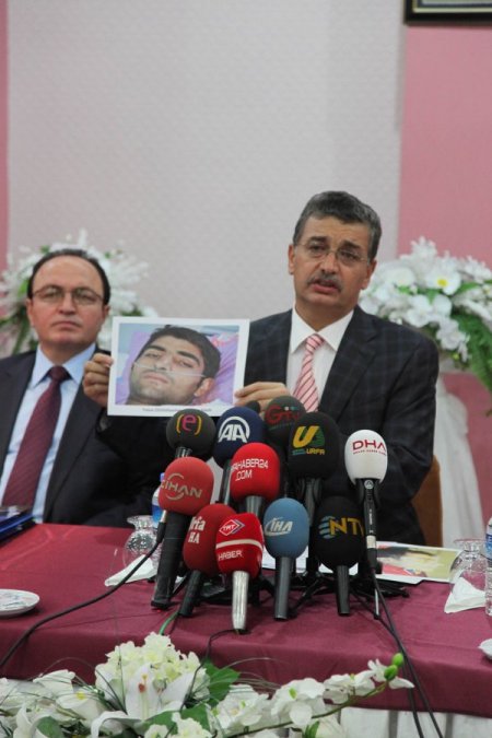 Vali Güvenç: Foça bombacısı 6 yıl dağda öldürme üzerine eğitim almış