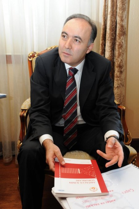 Vali Halka Sordu, Antalya’da En Önemli Sorun ‘ulaşım’