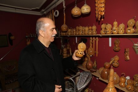 Vali Harput, esnafla sohbet edip, aşıkları dinledi