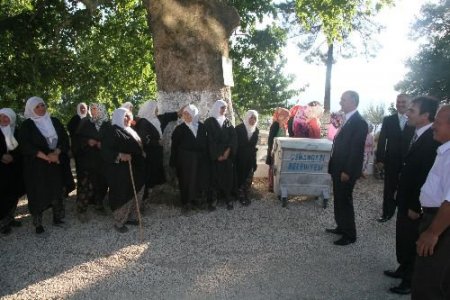 Vali Harput'tan Köylülere Su Ve Fidan Desteği