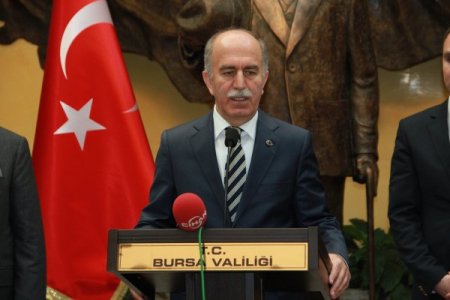 Vali Harput’tan şampiyon kızlara ödül