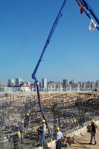 Vali İlhan Atış, Kendi Adının Verildiği Merkezin Temelini Attı