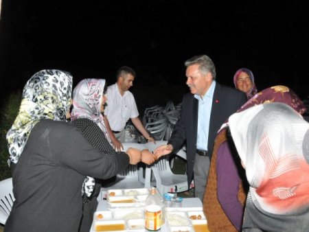 Vali Kahraman, Ayrancı'da Halkla Vedalaştı