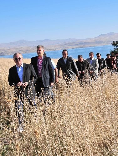 Vali Karaloğlu: Adır Adası'ndaki Manastır Ve Kiliseyi Turizme Kazandıracağız
