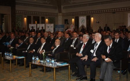 Vali Karaloğlu'na 'Sulak Alan Üstün Başarı Ödülü'